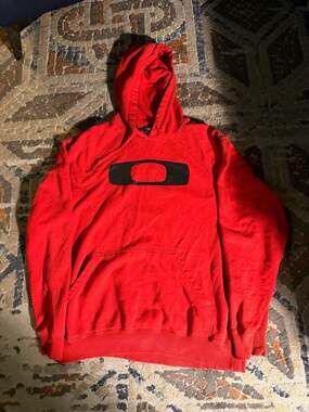 Oakley Men's Large Pullover Hoodie with Big O Logo Graphic